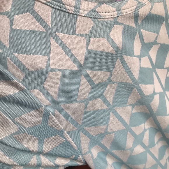 Carly XS- Lularoe - Picture 4 of 5